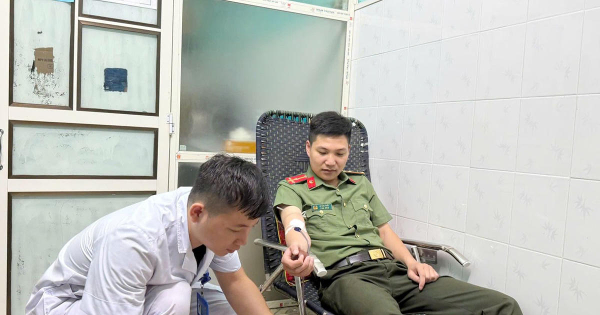 Công an xã Pù Nhi hiến máu giúp bệnh nhân vượt qua cơn nguy kịch ở Thanh Hoá