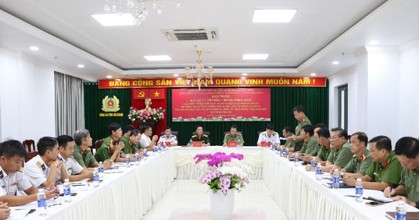 Công an tỉnh An Giang ký kết Chương trình phối hợp thực hiện Nghị quyết số 35-NQ/TW và Kết luận số 89-KL/TW của Bộ Chính trị